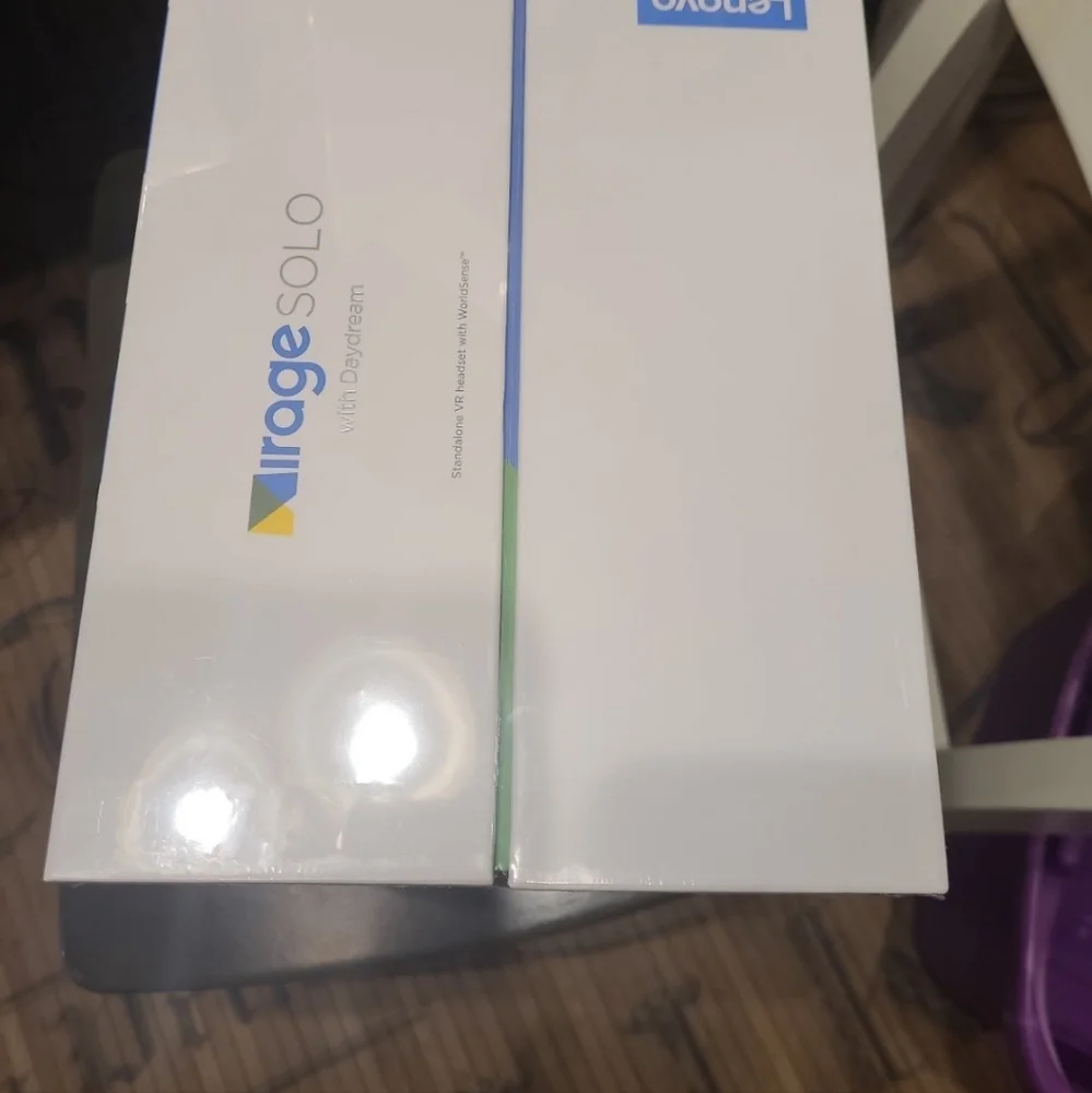 Mirage Solo w/ Daydream Stand-alone VR w/ Worldsense *NEW*